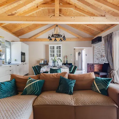 Holiday home Tanja By Interhome Dracan