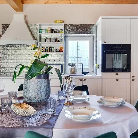 Holiday home Tanja By Interhome Dracan
